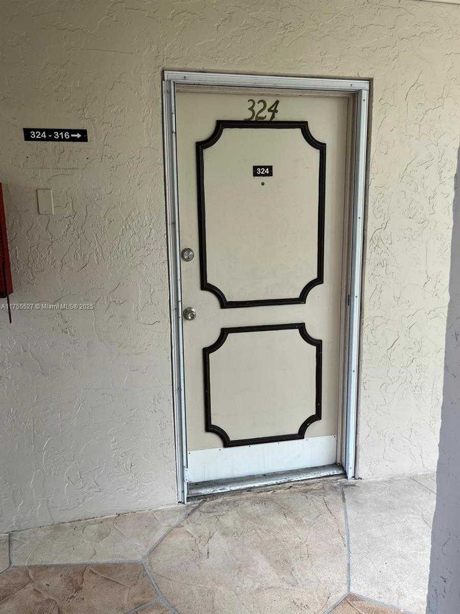 Small Image of 6351 N UNIVERSITY DR #324, Tamarac Number 4