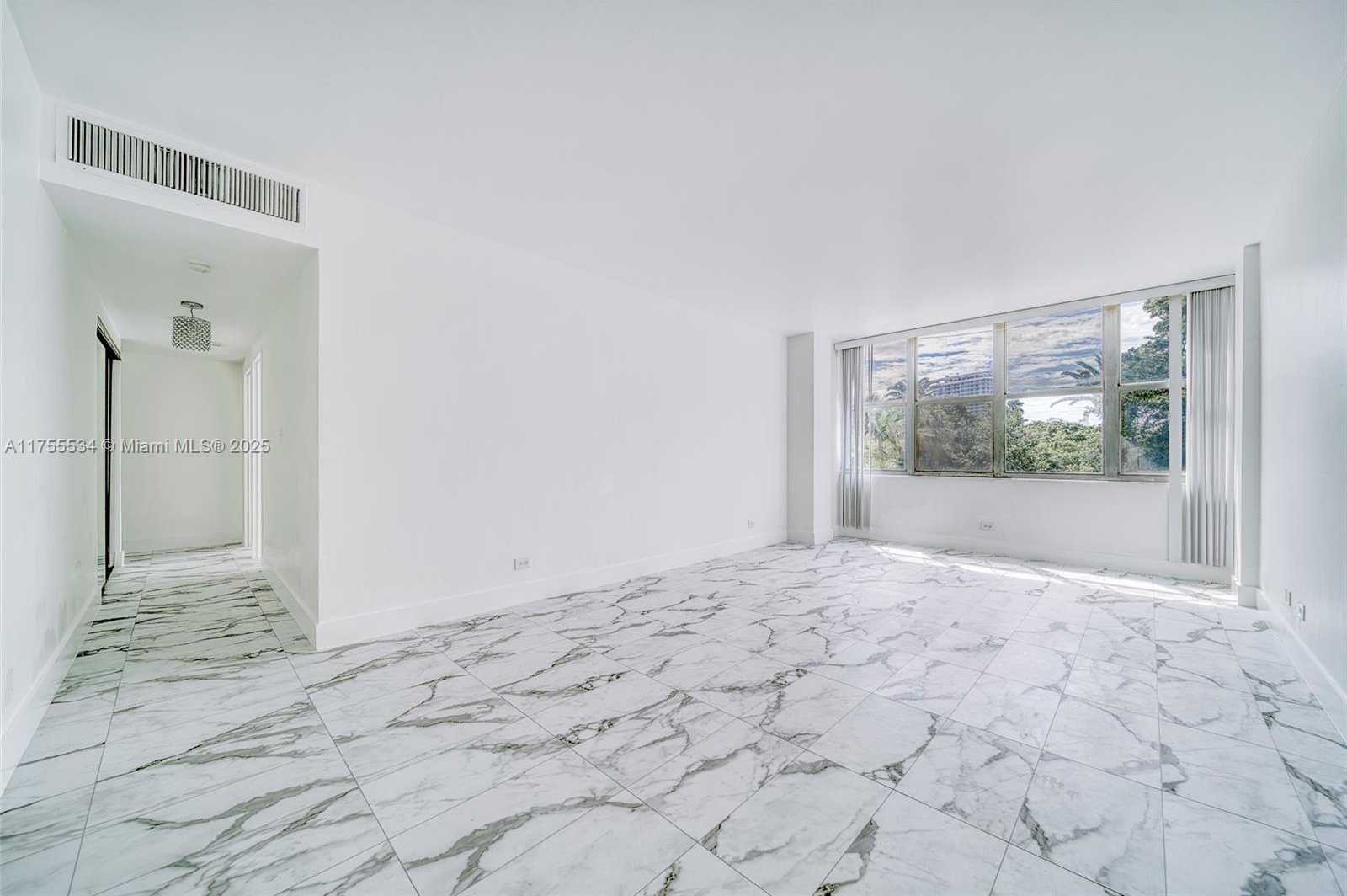 Small Image of 7441 WAYNE AVE #2L, Miami Beach Number 10