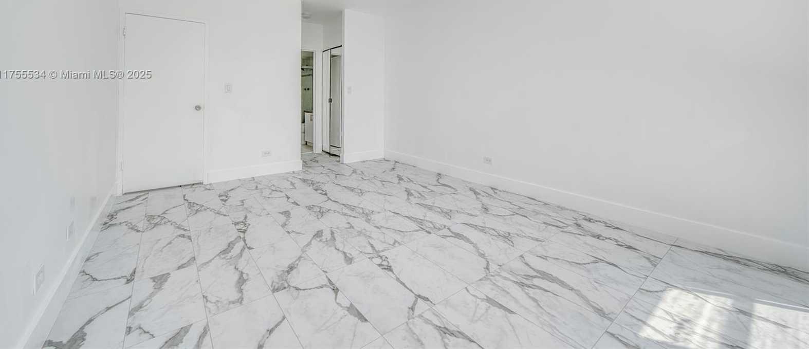 Small Image of 7441 WAYNE AVE #2L, Miami Beach Number 19