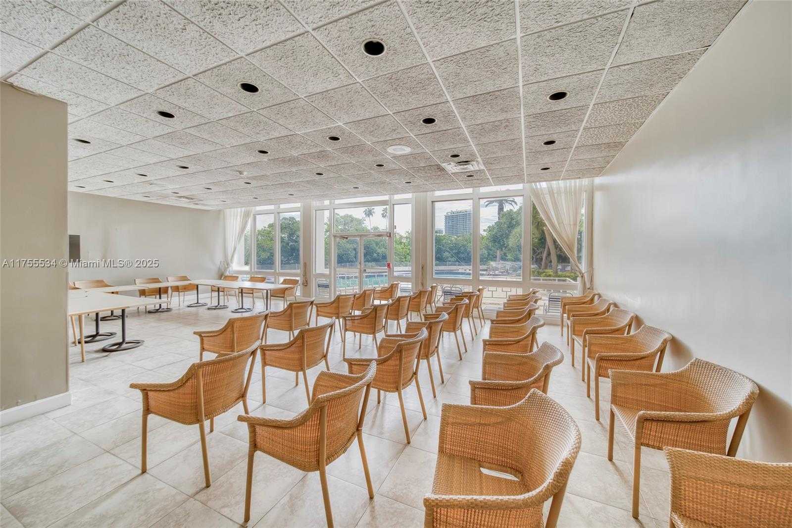 Small Image of 7441 WAYNE AVE #2L, Miami Beach Number 29