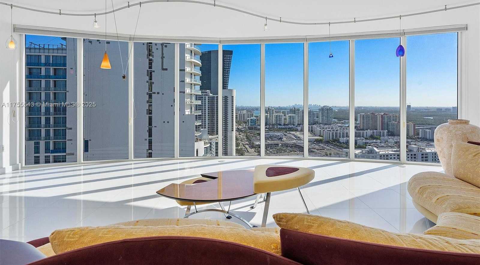 Small Image of 17555 COLLINS AVE #3701, Sunny Isles Beach Number 10