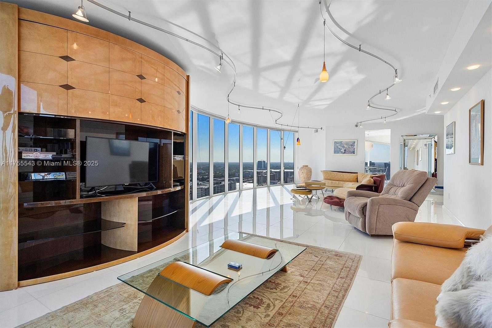 Small Image of 17555 COLLINS AVE #3701, Sunny Isles Beach Number 15