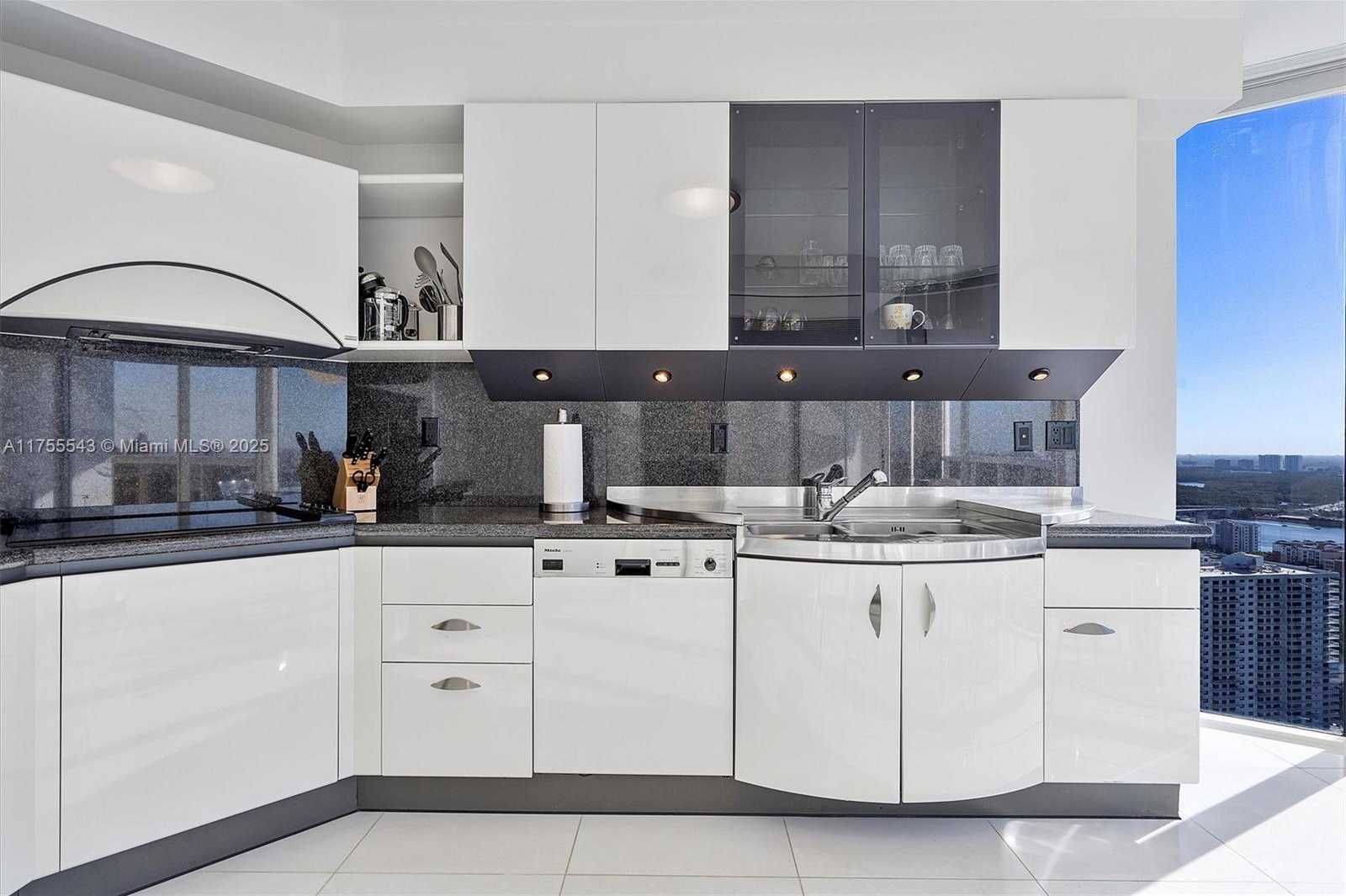 Small Image of 17555 COLLINS AVE #3701, Sunny Isles Beach Number 28