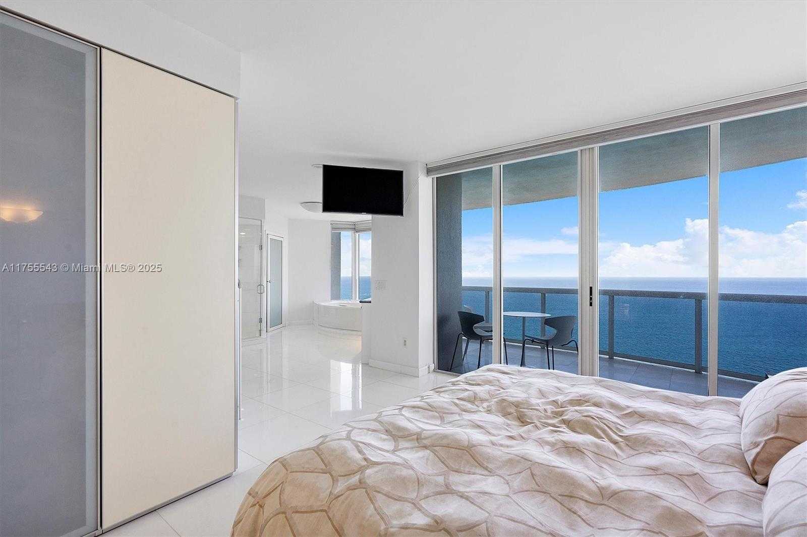 Small Image of 17555 COLLINS AVE #3701, Sunny Isles Beach Number 36