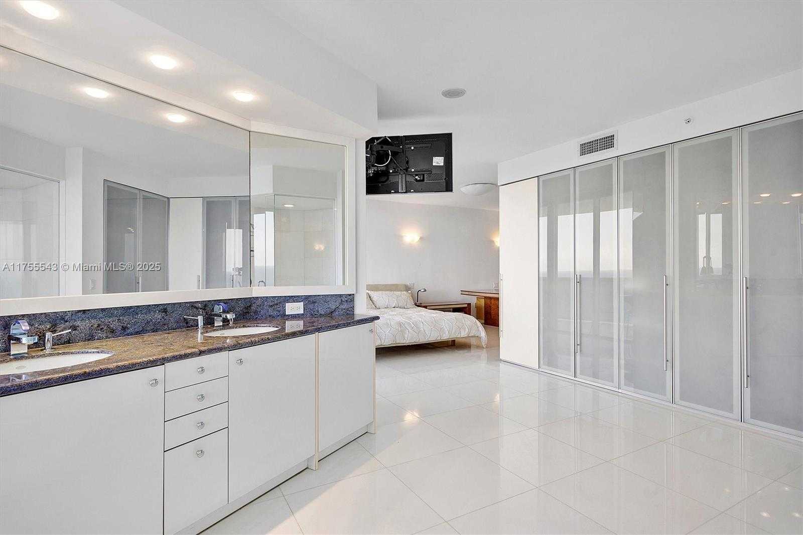 Small Image of 17555 COLLINS AVE #3701, Sunny Isles Beach Number 43