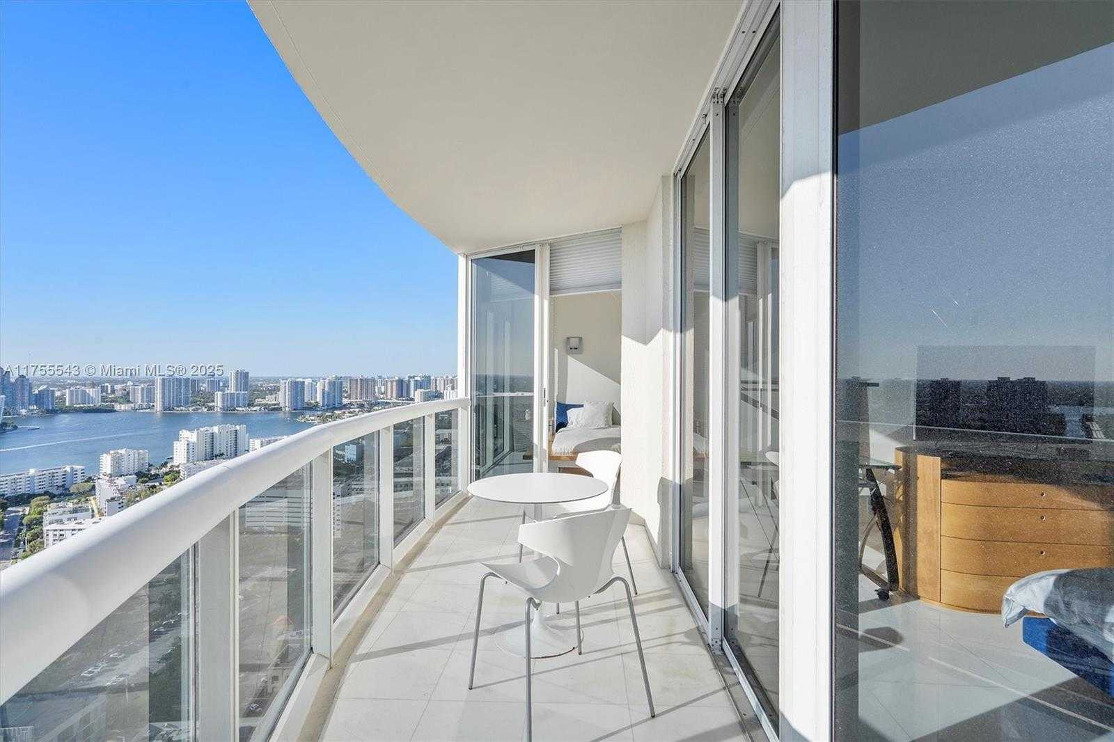 Small Image of 17555 COLLINS AVE #3701, Sunny Isles Beach Number 49