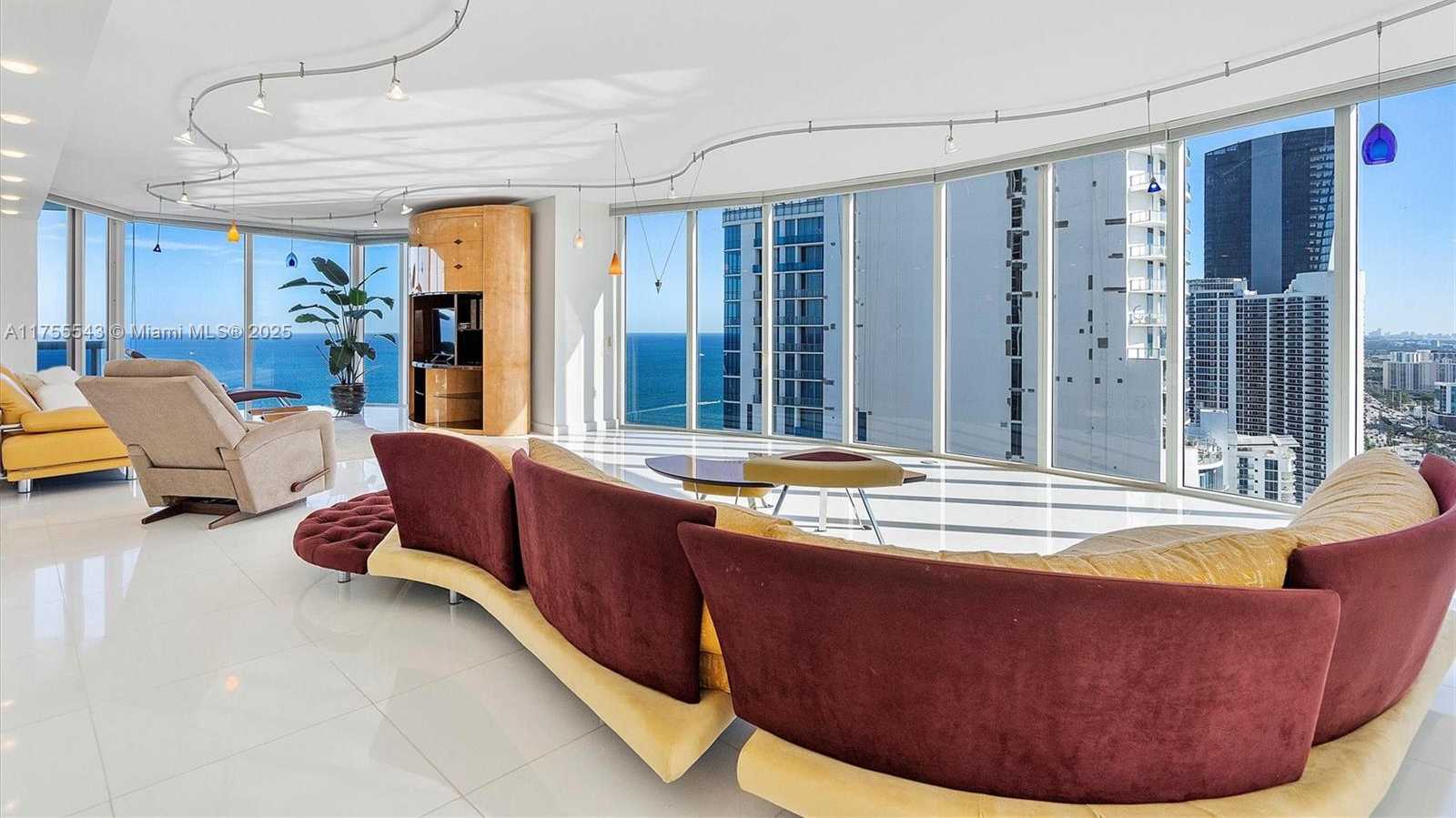 Small Image of 17555 COLLINS AVE #3701, Sunny Isles Beach Number 5