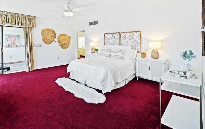 Small Image of 16408 BRIDGE END RD, Miami Lakes Number 14