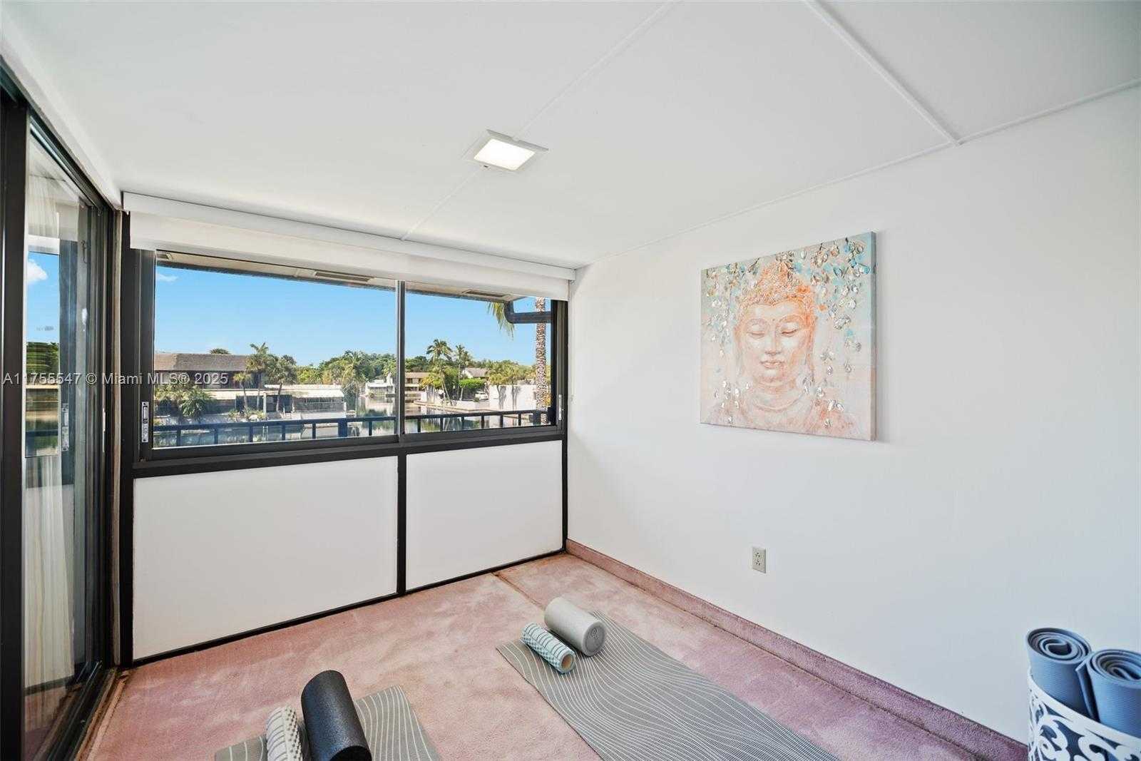 Small Image of 16408 BRIDGE END RD, Miami Lakes Number 21