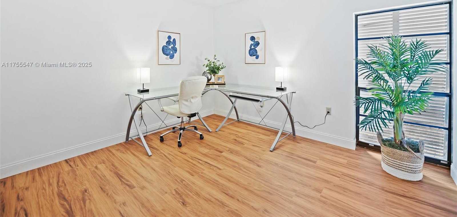Small Image of 16408 BRIDGE END RD, Miami Lakes Number 23