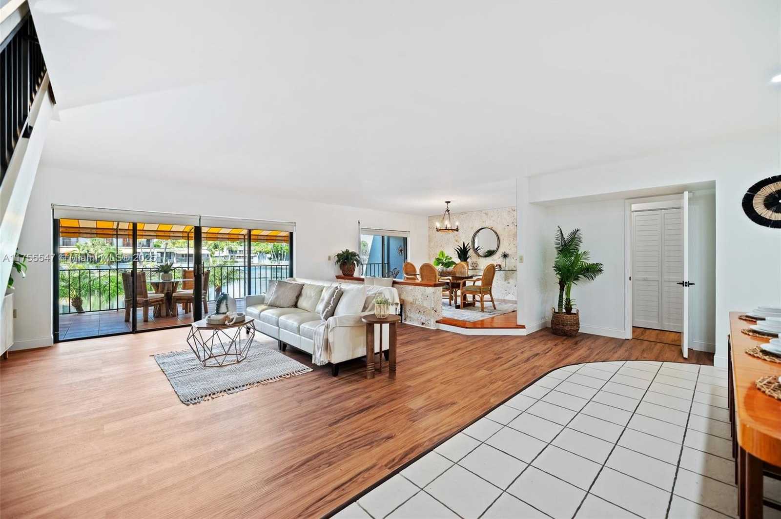 Small Image of 16408 BRIDGE END RD, Miami Lakes Number 3