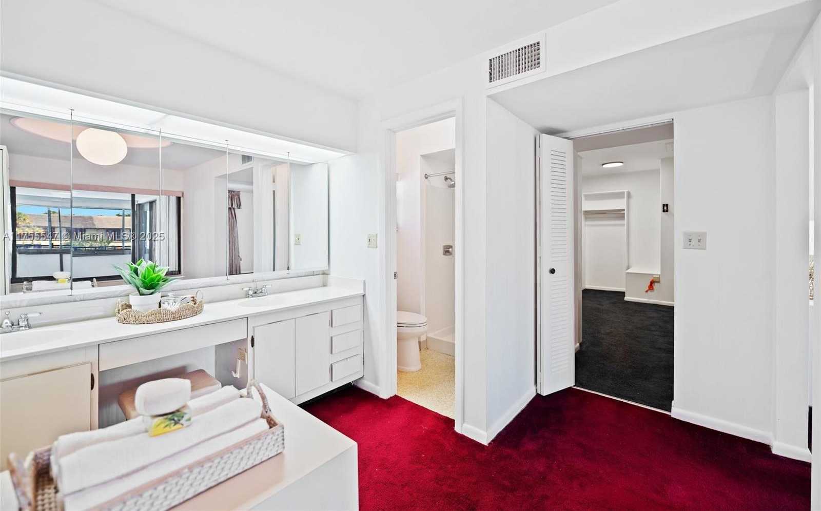 Small Image of 16408 BRIDGE END RD, Miami Lakes Number 32