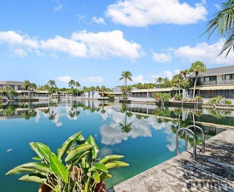 Small Image of 16408 BRIDGE END RD, Miami Lakes Number 9