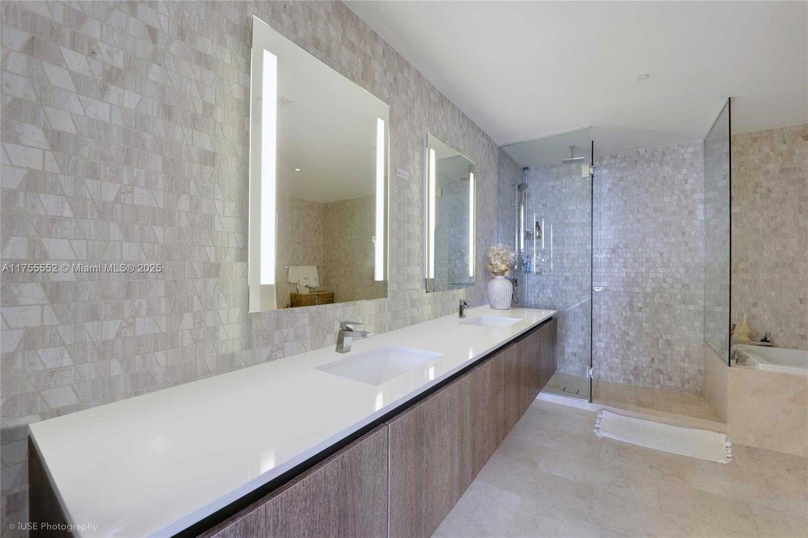 Small Image of 88 SOUTH WEST 7TH ST #2602, Miami Number 9
