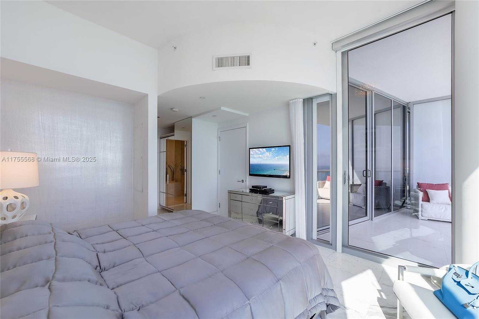 Small Image of 17121 COLLINS AVE #2606, Sunny Isles Beach Number 25