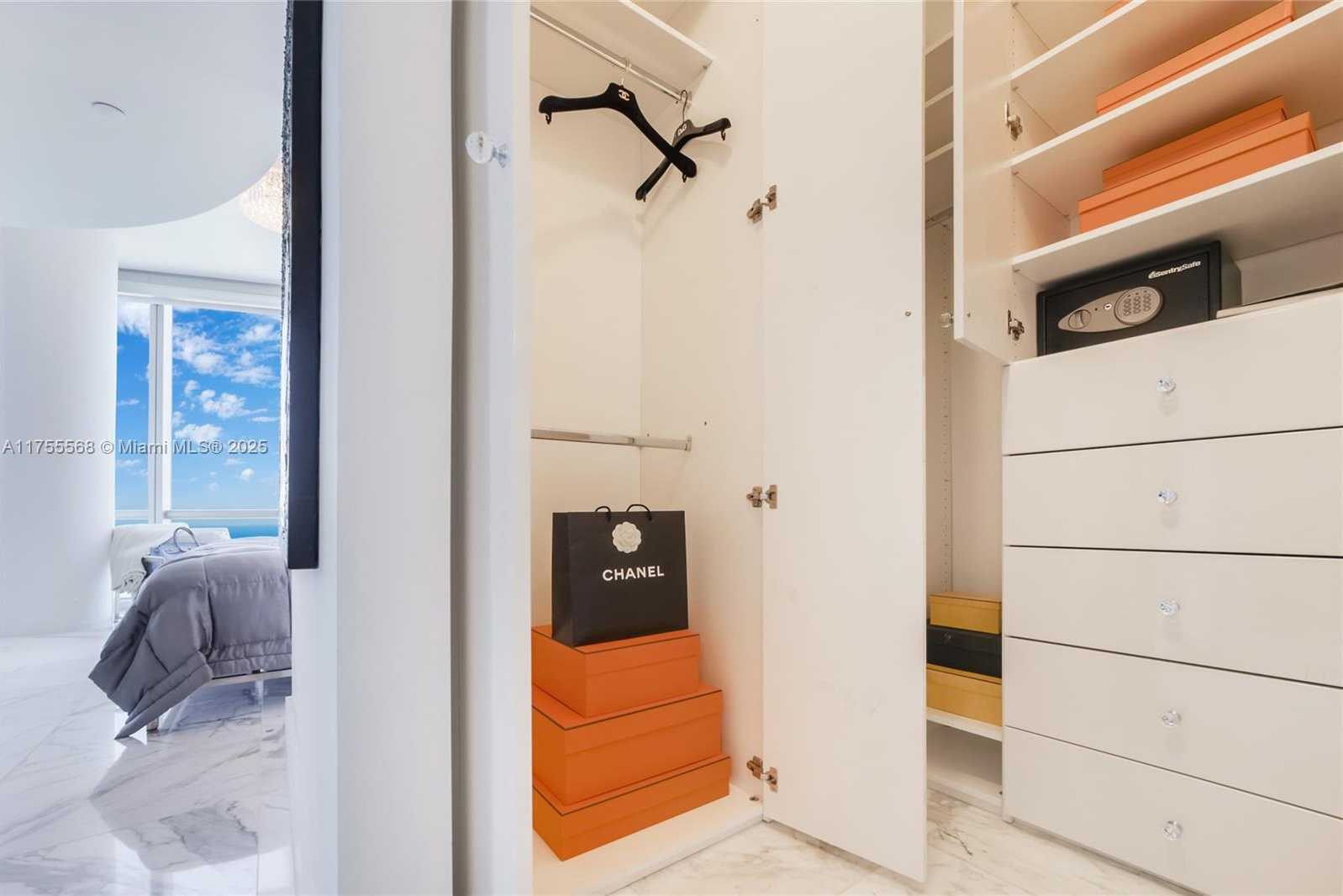 Small Image of 17121 COLLINS AVE #2606, Sunny Isles Beach Number 38