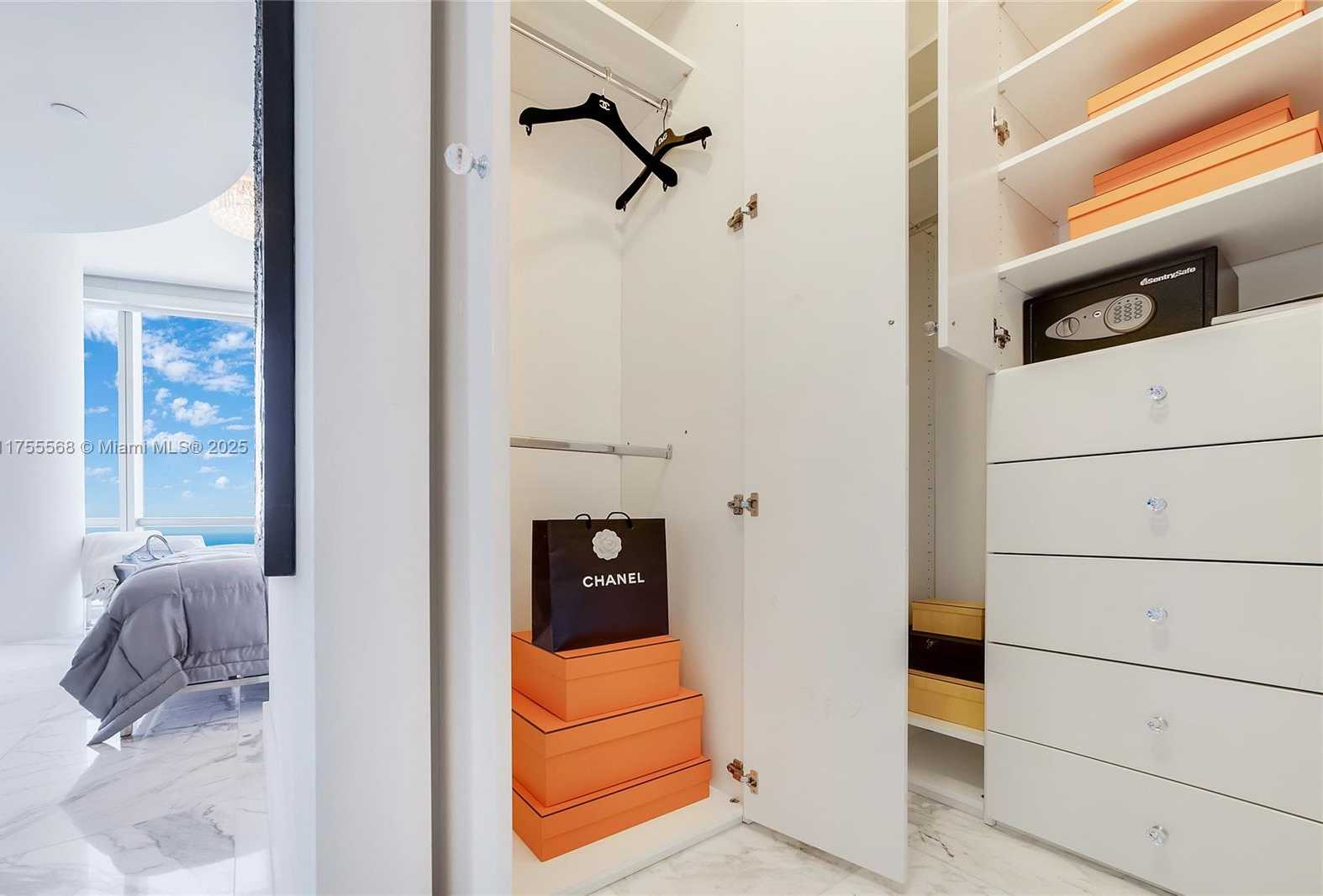 Small Image of 17121 COLLINS AVE #2606, Sunny Isles Beach Number 40