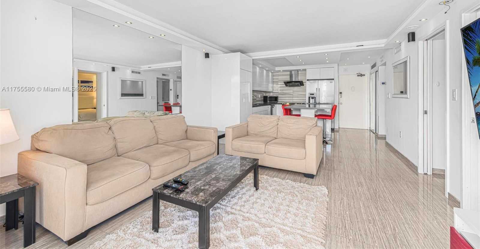 Small Image of 401 OCEAN DR #1009, Miami Beach Number 5