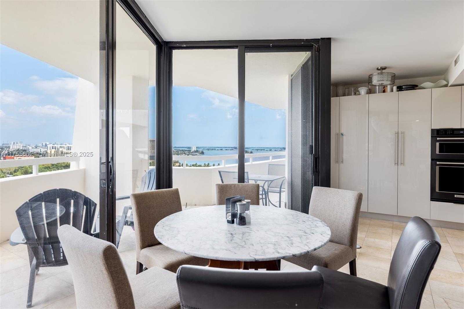 Small Image of 1000 QUAYSIDE TER #PH5, Miami Number 6
