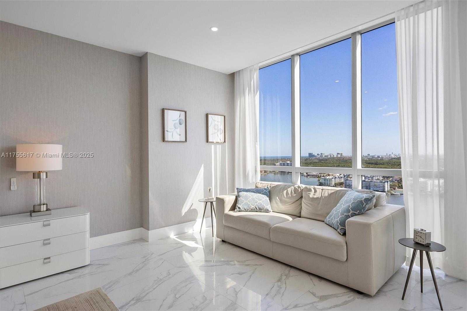 Small Image of 17111 BISCAYNE BLVD #2106, North Miami Beach Number 41