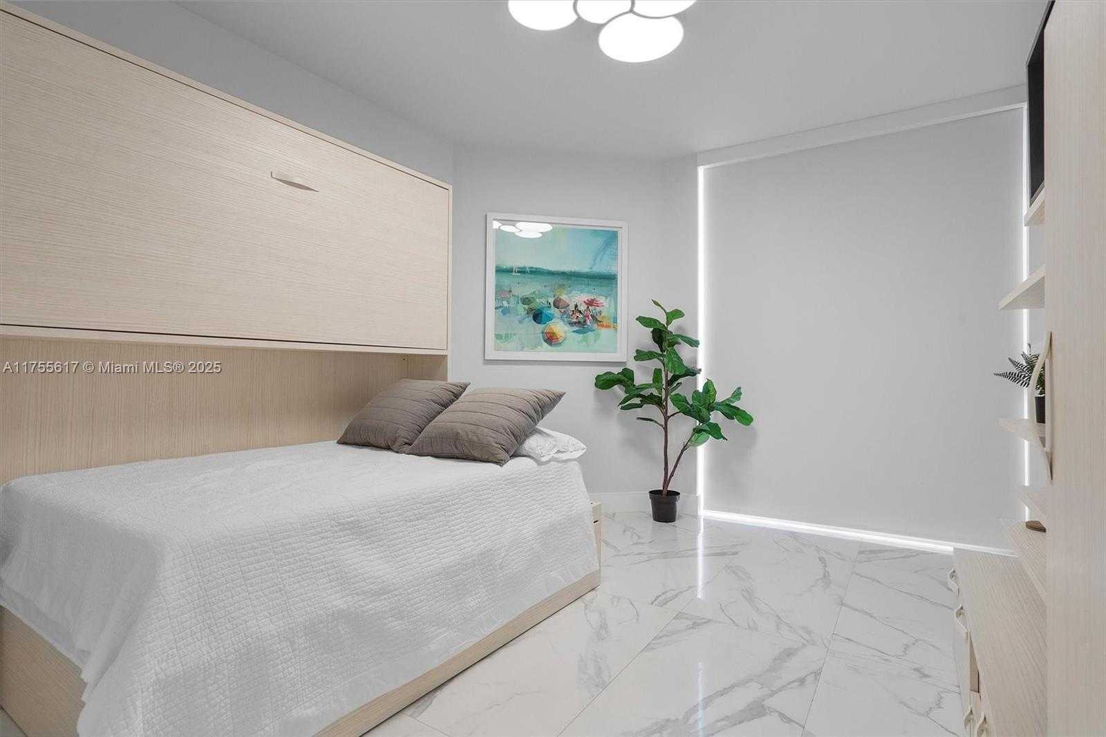 Small Image of 17111 BISCAYNE BLVD #2106, North Miami Beach Number 50