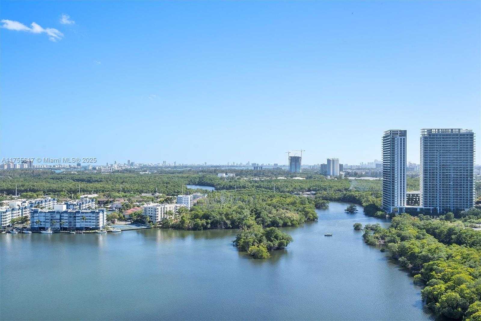 Small Image of 17111 BISCAYNE BLVD #2106, North Miami Beach Number 55