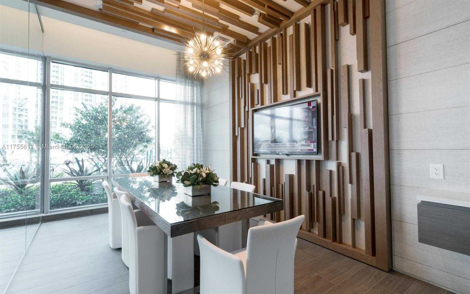 Small Image of 17111 BISCAYNE BLVD #2106, North Miami Beach Number 71