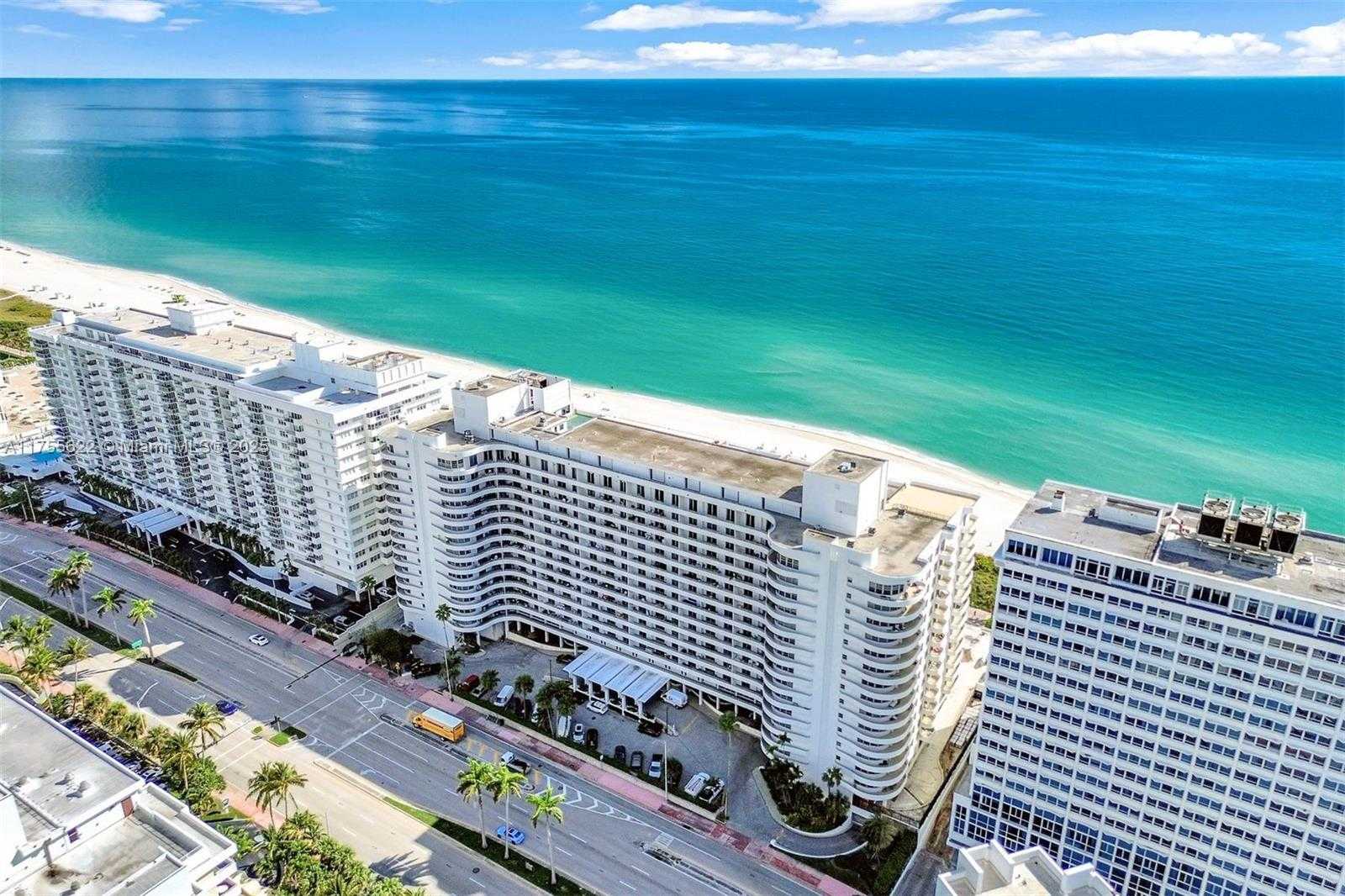 Small Image of 5555 COLLINS AVE #10M, Miami Beach Number 32