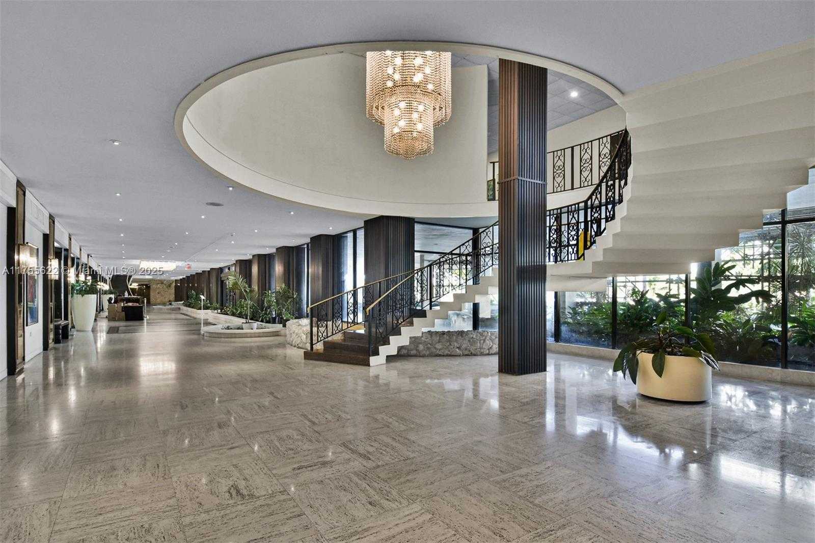 Small Image of 5555 COLLINS AVE #10M, Miami Beach Number 39