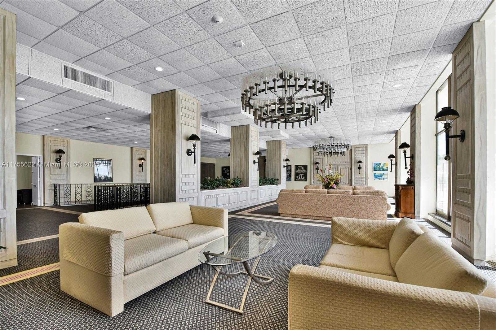 Small Image of 5555 COLLINS AVE #10M, Miami Beach Number 43