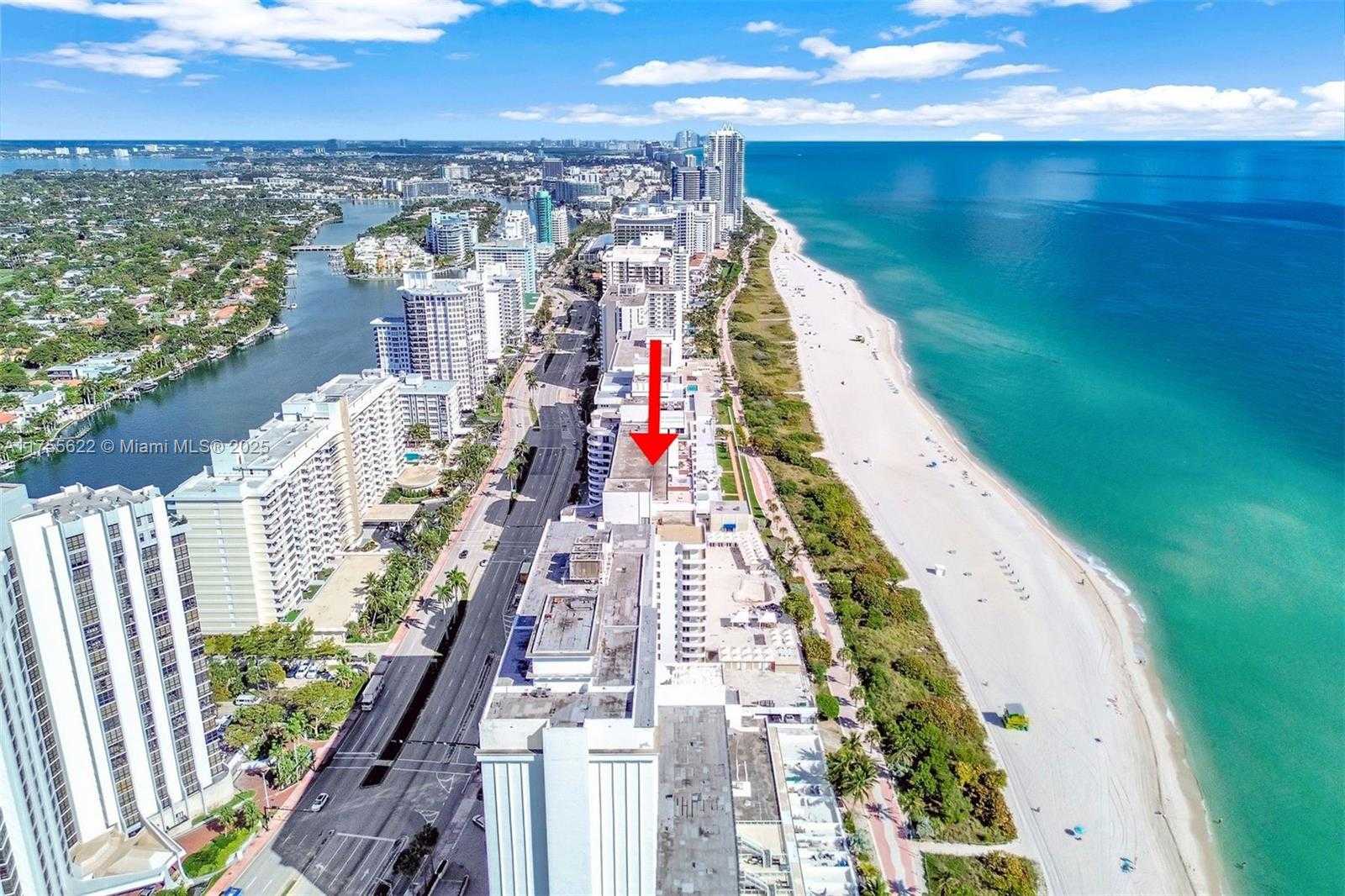 Small Image of 5555 COLLINS AVE #10M, Miami Beach Number 51