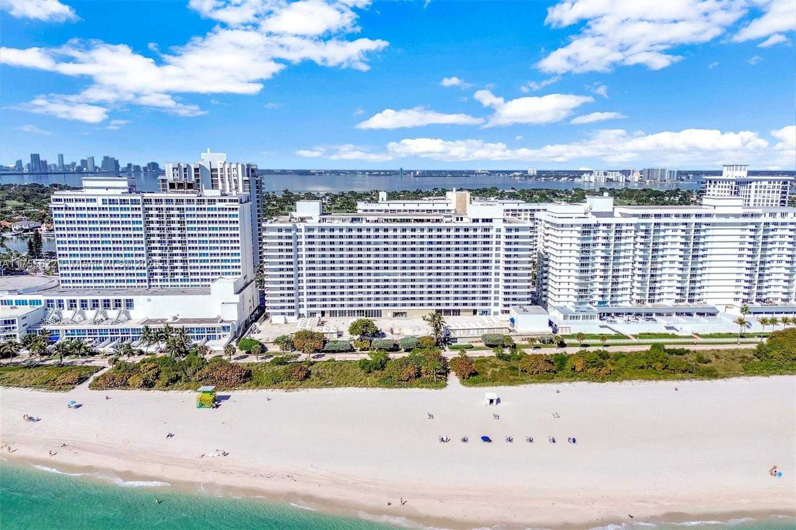 Small Image of 5555 COLLINS AVE #10M, Miami Beach Number 54