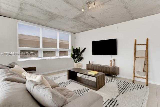 Small Image of 3250 NORTH EAST 1ST AVE #615, Miami Number 16