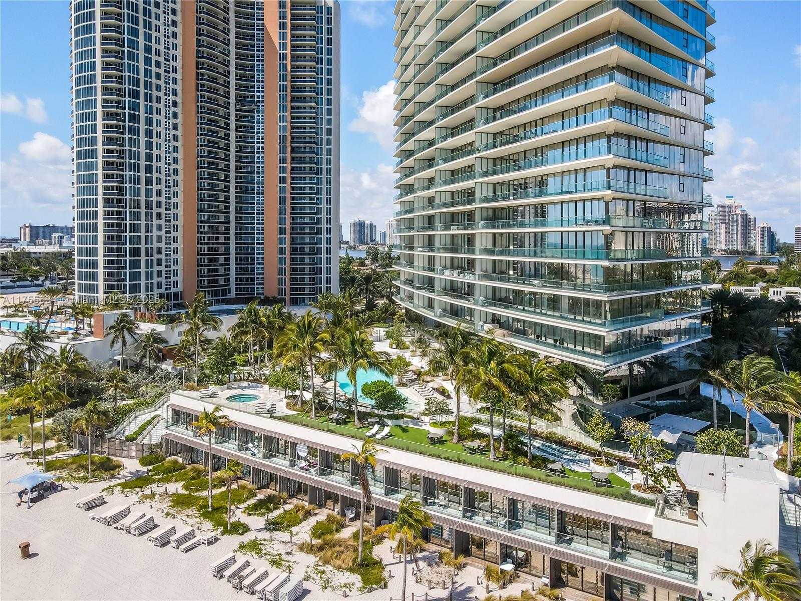 Small Image of 18975 COLLINS AVE #3504, Sunny Isles Beach Number 5