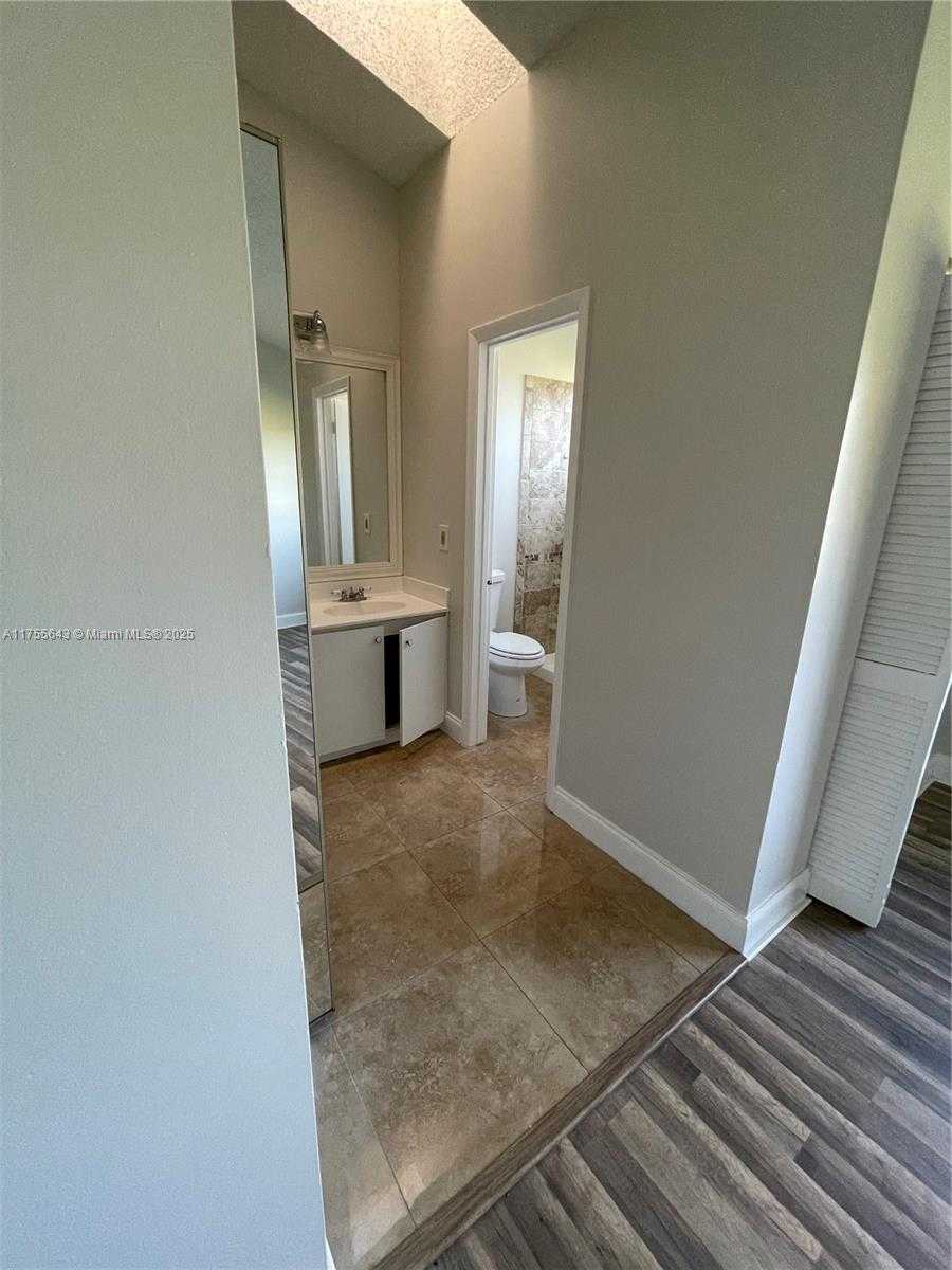 Small Image of 7114 WOODMONT WAY #7114, Tamarac Number 21