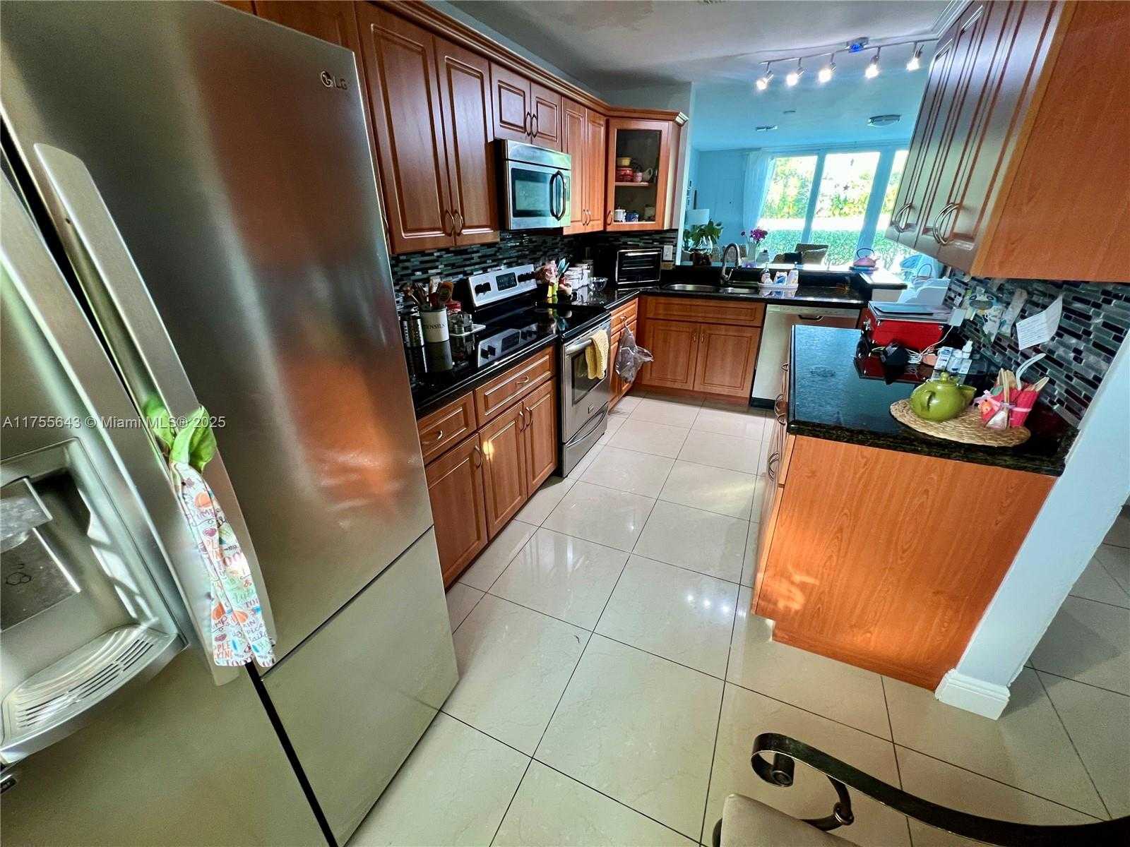 Small Image of 7114 WOODMONT WAY #7114, Tamarac Number 6