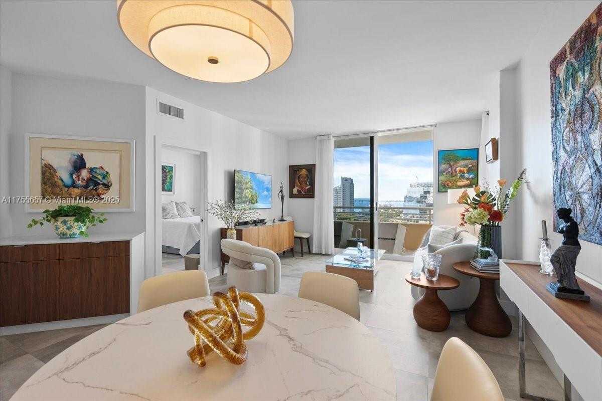 Small Image of 888 BRICKELL KEY DR #1502, Miami Number 16