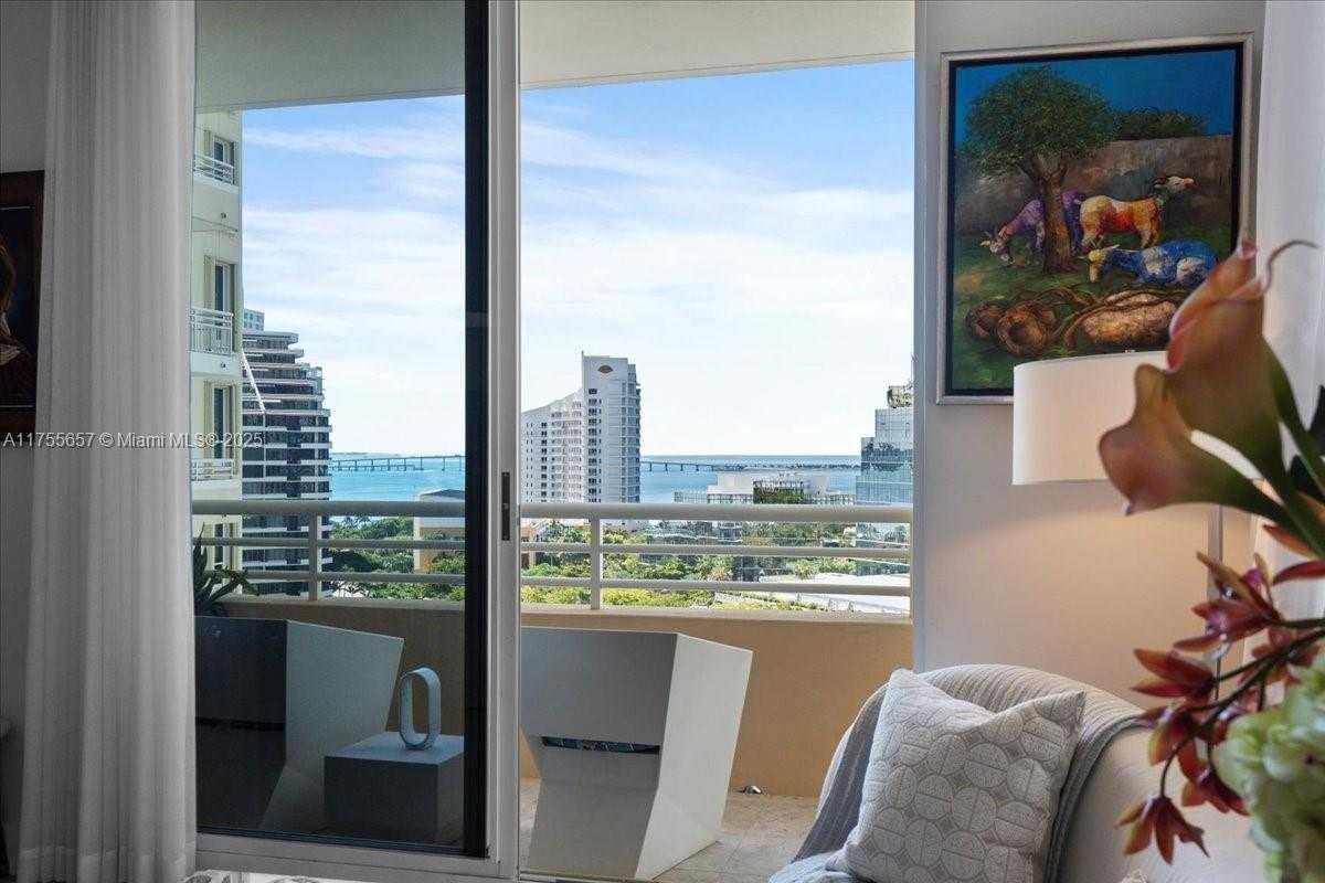 Small Image of 888 BRICKELL KEY DR #1502, Miami Number 20