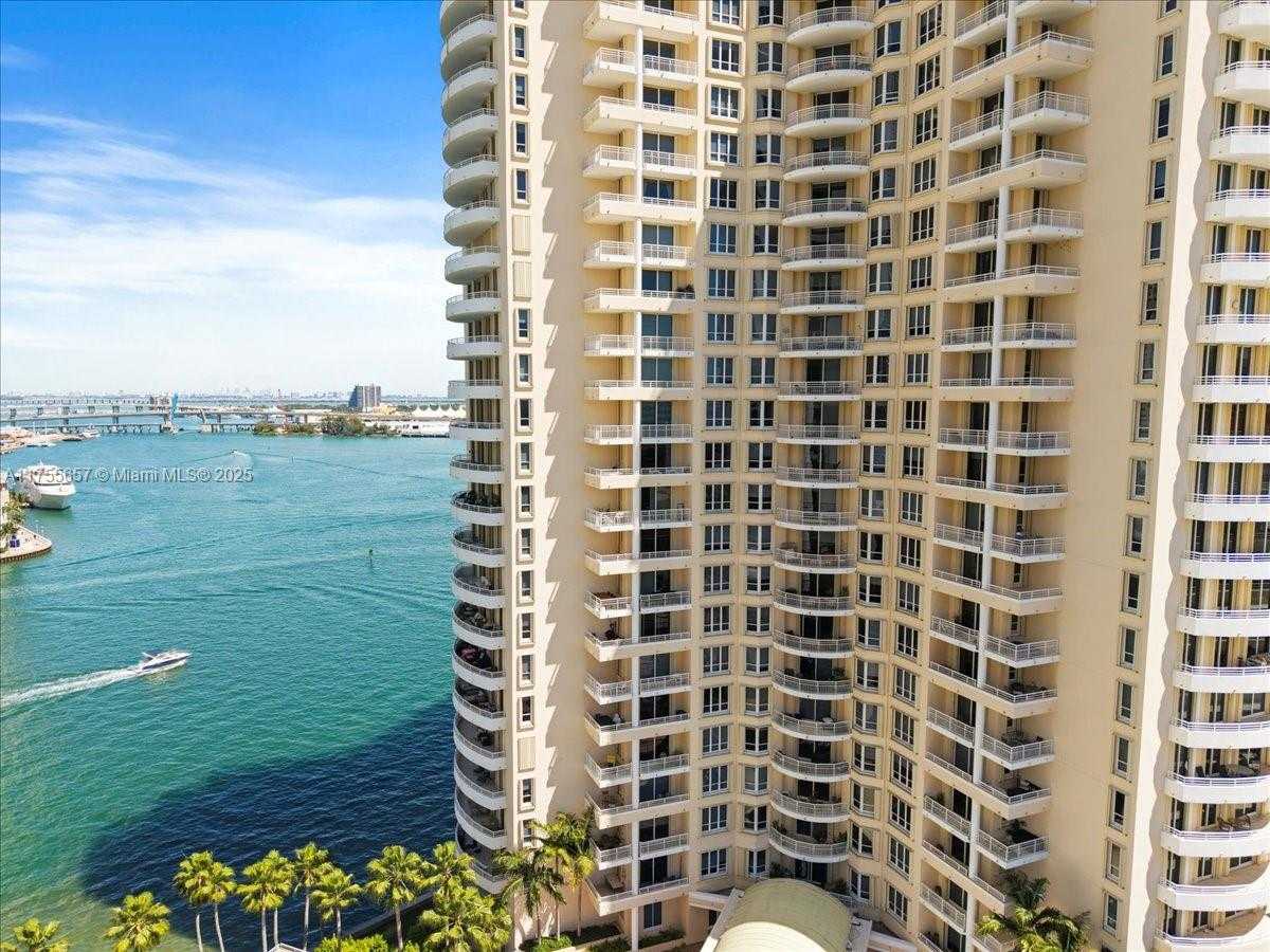 Small Image of 888 BRICKELL KEY DR #1502, Miami Number 37