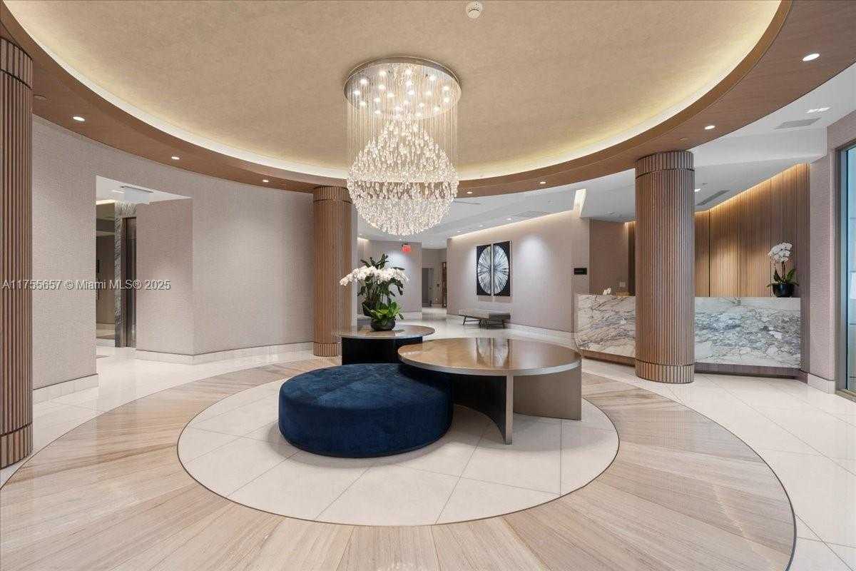 Small Image of 888 BRICKELL KEY DR #1502, Miami Number 4