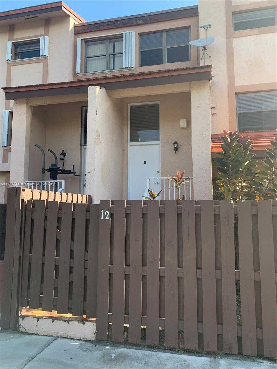 Small Image of 425 WEST PARK DR #12, Miami Number 2