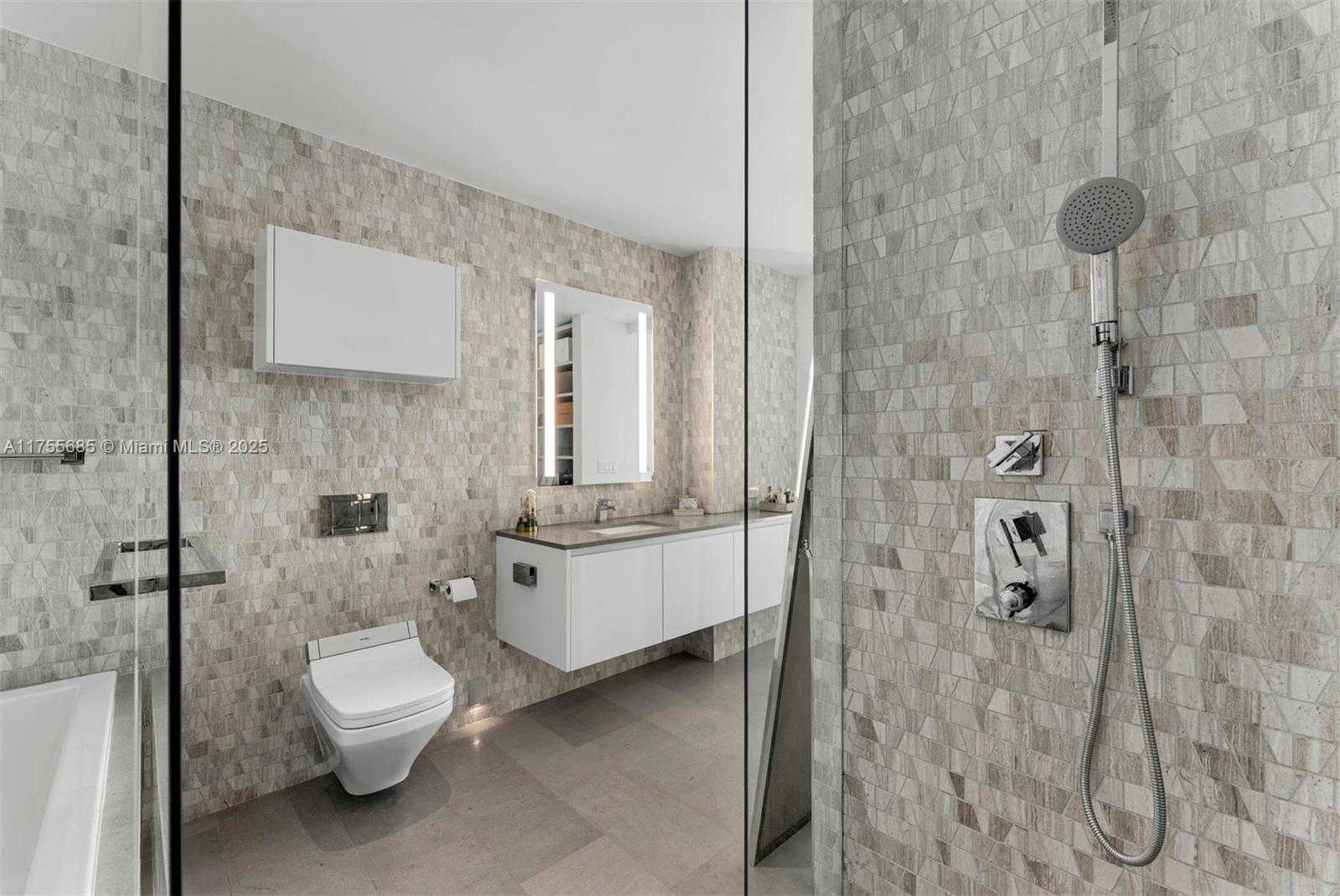 Small Image of 68 SOUTH EAST 6TH ST #3506, Miami Number 14