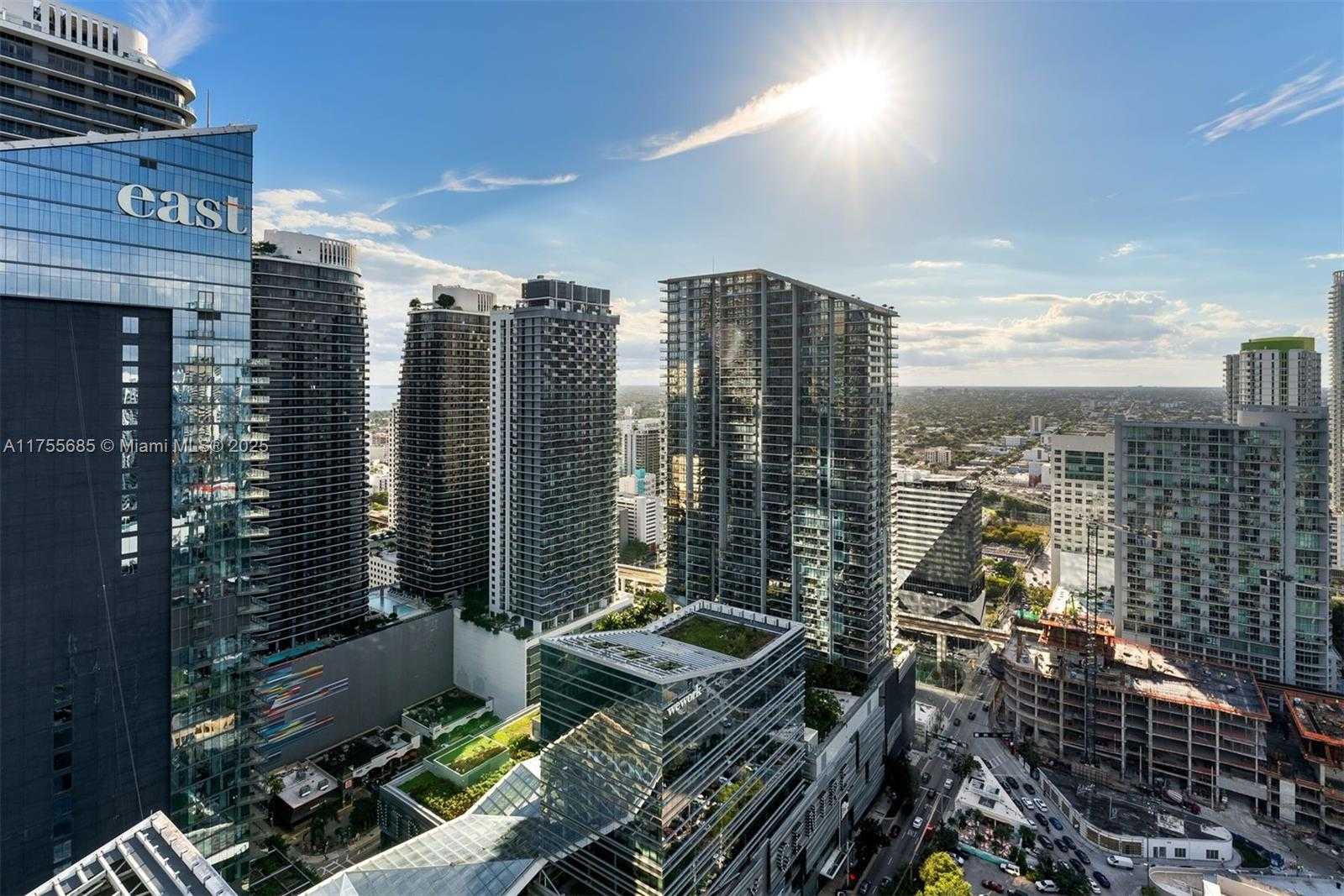 Small Image of 68 SOUTH EAST 6TH ST #3506, Miami Number 25