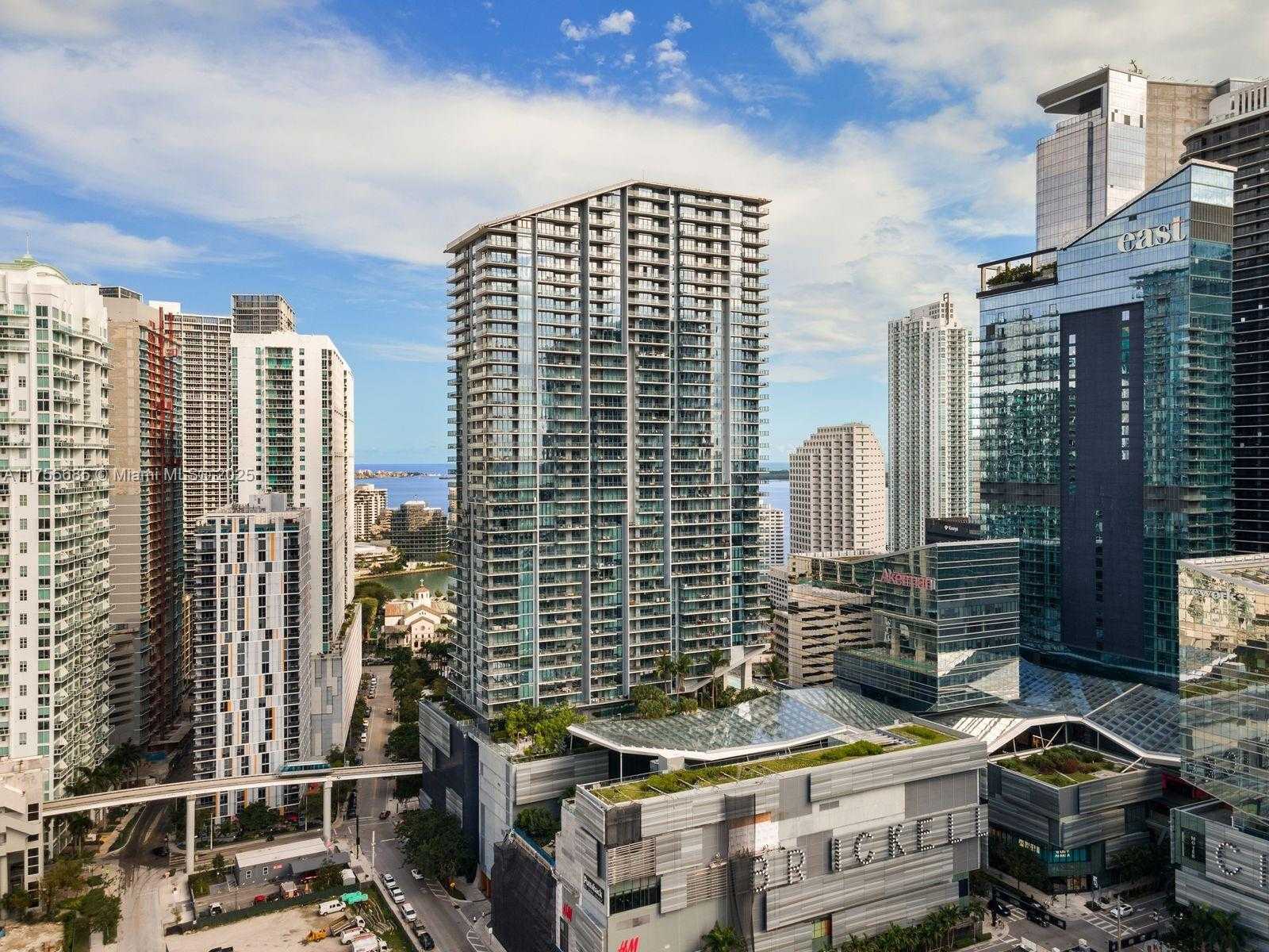 Small Image of 68 SOUTH EAST 6TH ST #3506, Miami Number 28
