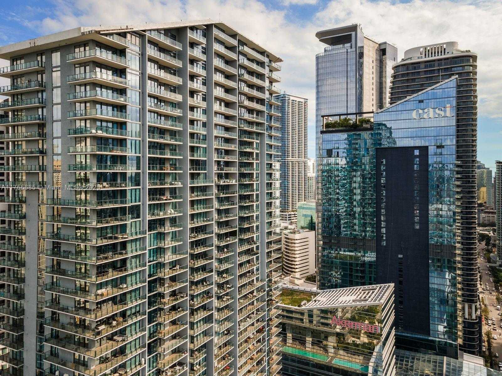 Small Image of 68 SOUTH EAST 6TH ST #3506, Miami Number 30