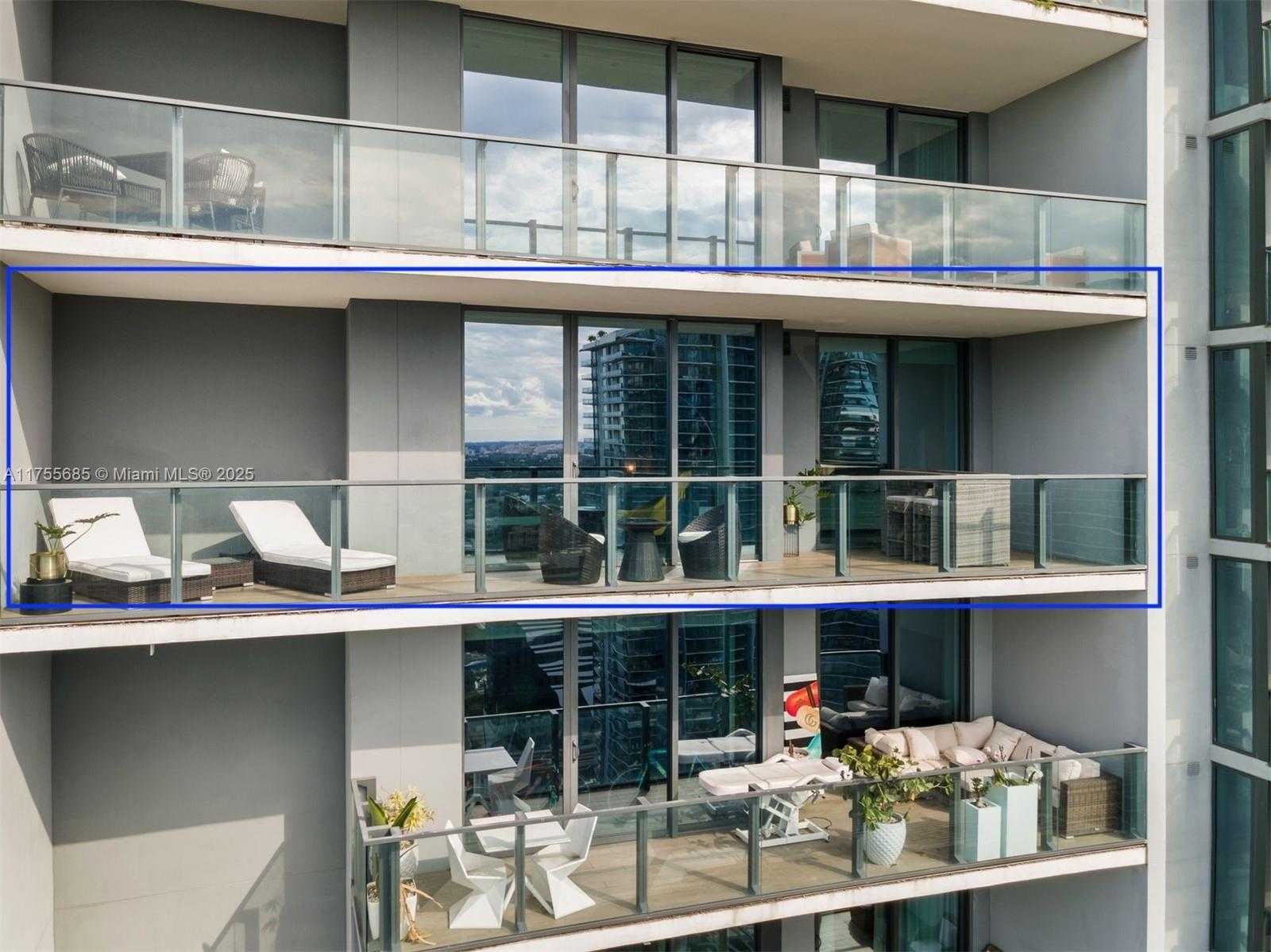 Small Image of 68 SOUTH EAST 6TH ST #3506, Miami Number 31