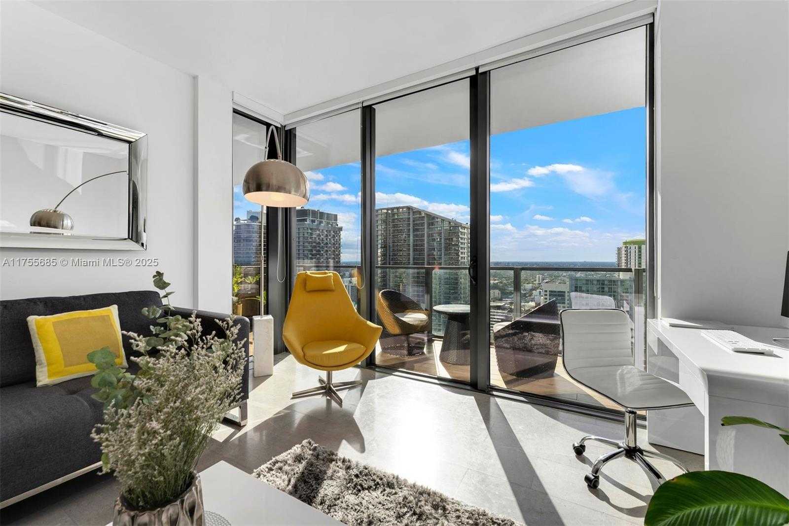 Small Image of 68 SOUTH EAST 6TH ST #3506, Miami Number 6