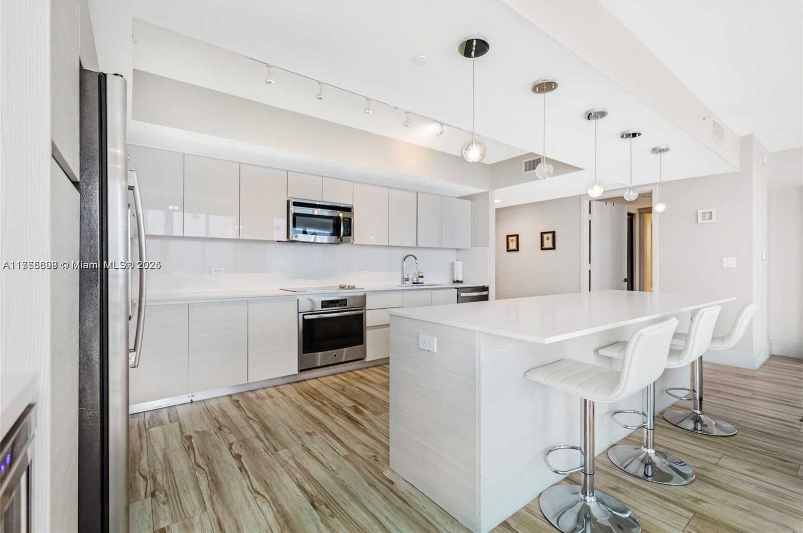 Small Image of 2600 EAST HALLANDALE BEACH BLVD #T2401, Hallandale Beach Number 6