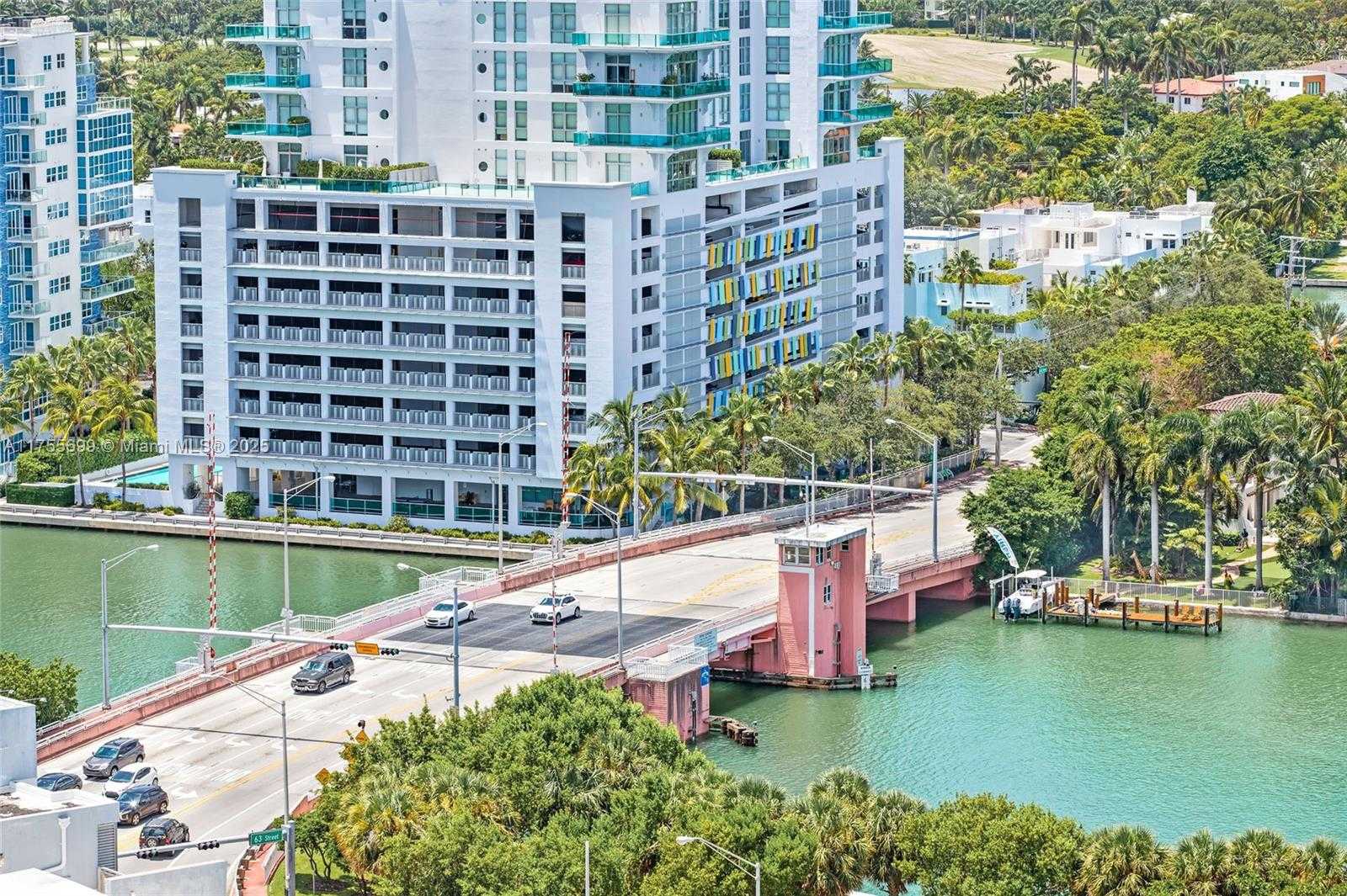 Small Image of 6365 COLLINS AVE #2108, Miami Beach Number 27