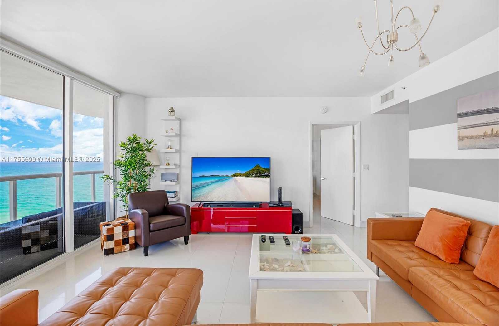 Small Image of 6365 COLLINS AVE #2108, Miami Beach Number 3